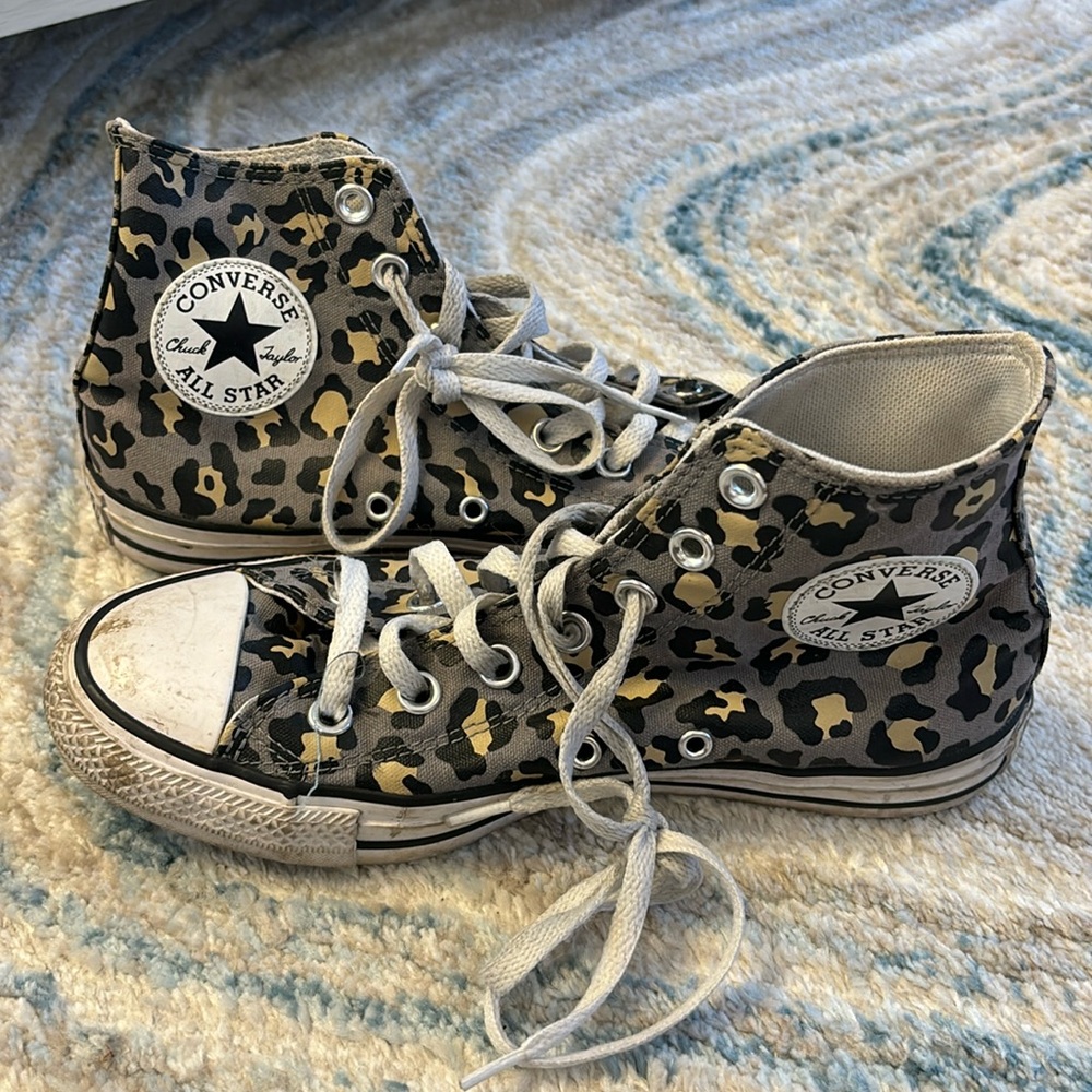 Limited edition converse high tops